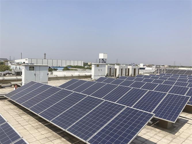社内環境ファンドの補助金を用いて導入した、インド拠点の太陽光発電設備